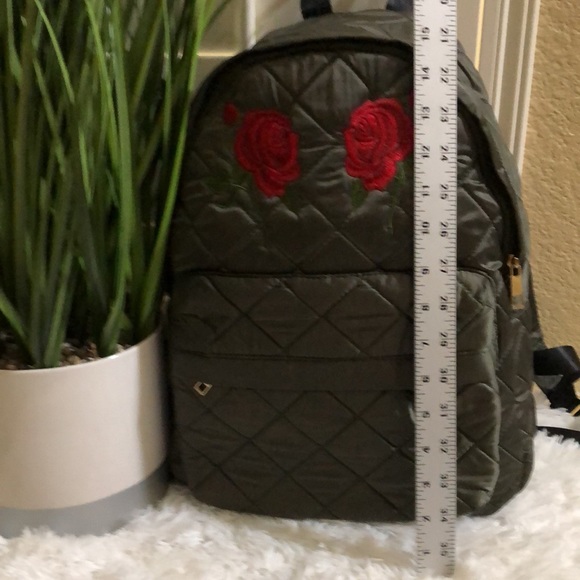 Call it Spring backpack - Picture 5 of 9